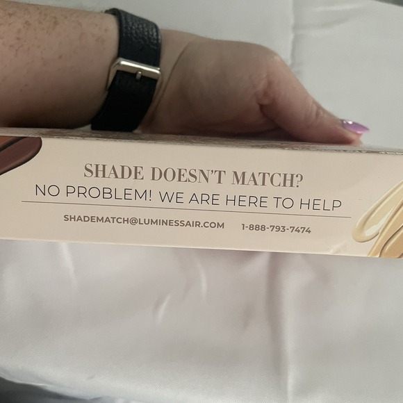 LUMINESS Silk Airbrush Spray Foundation Starter Kit With Brush Light Medium - Picture 3 of 6